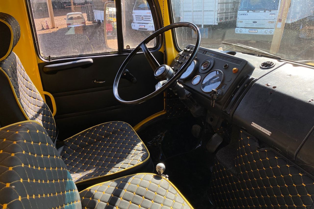 Mercedes Benz MB 1516 - 85/85 19