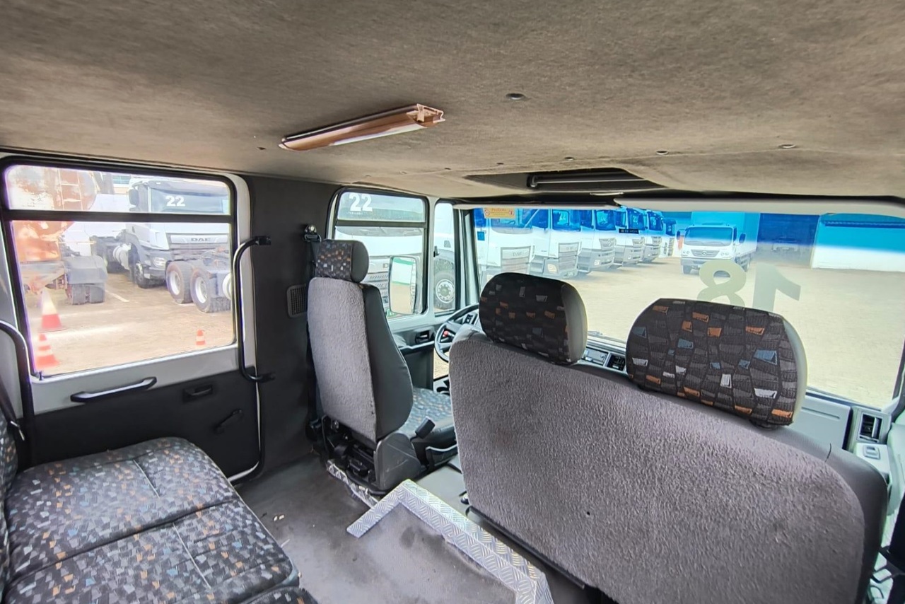 Ford Cargo1119 - 17/18 12