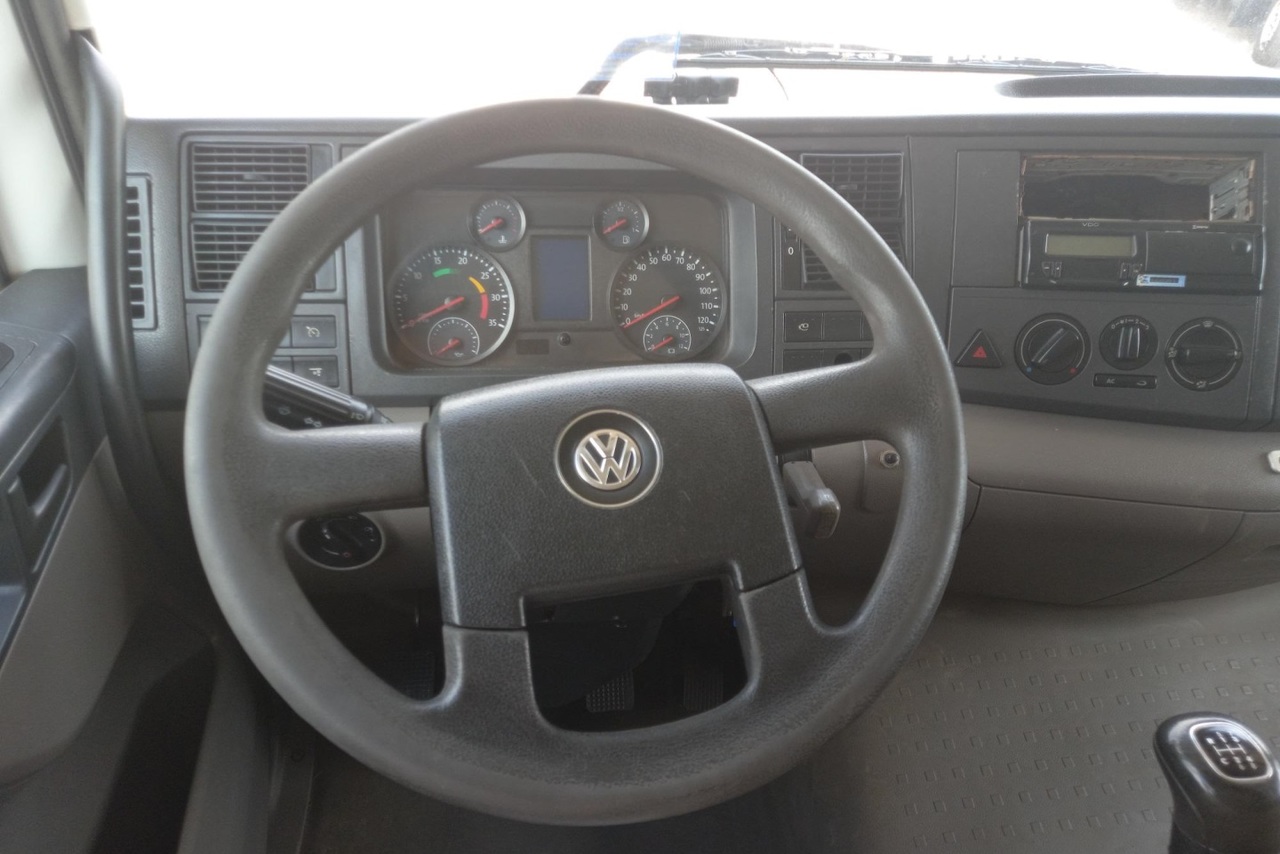 Volkswagen 24-280 E Constellation 6x2 - 19/20 11
