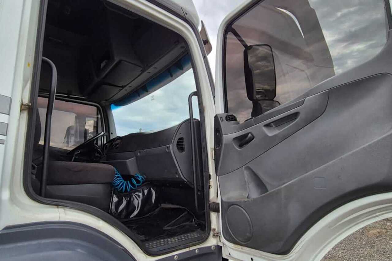 Mercedes Benz Axor 1933 - 09/09 5