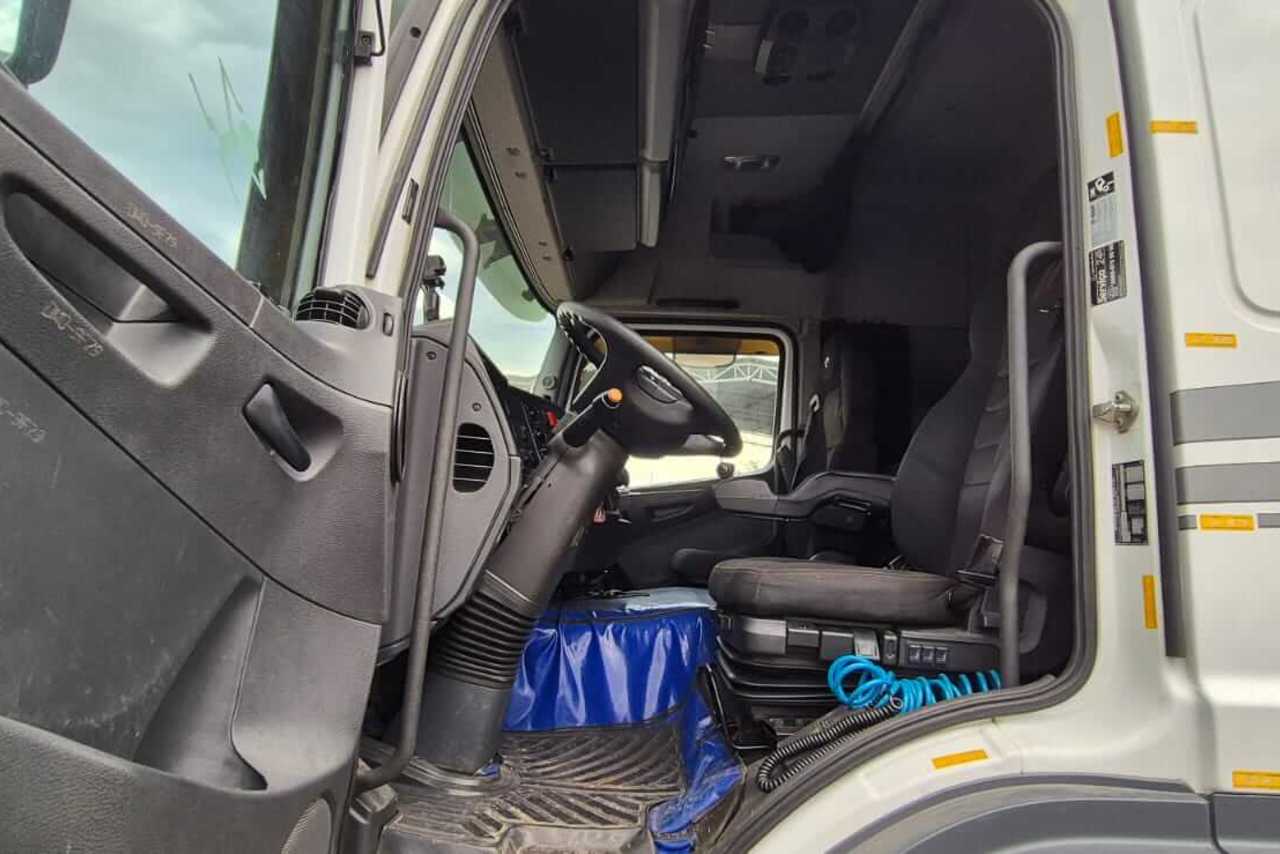 Mercedes Benz Axor 1933 - 18/19 19