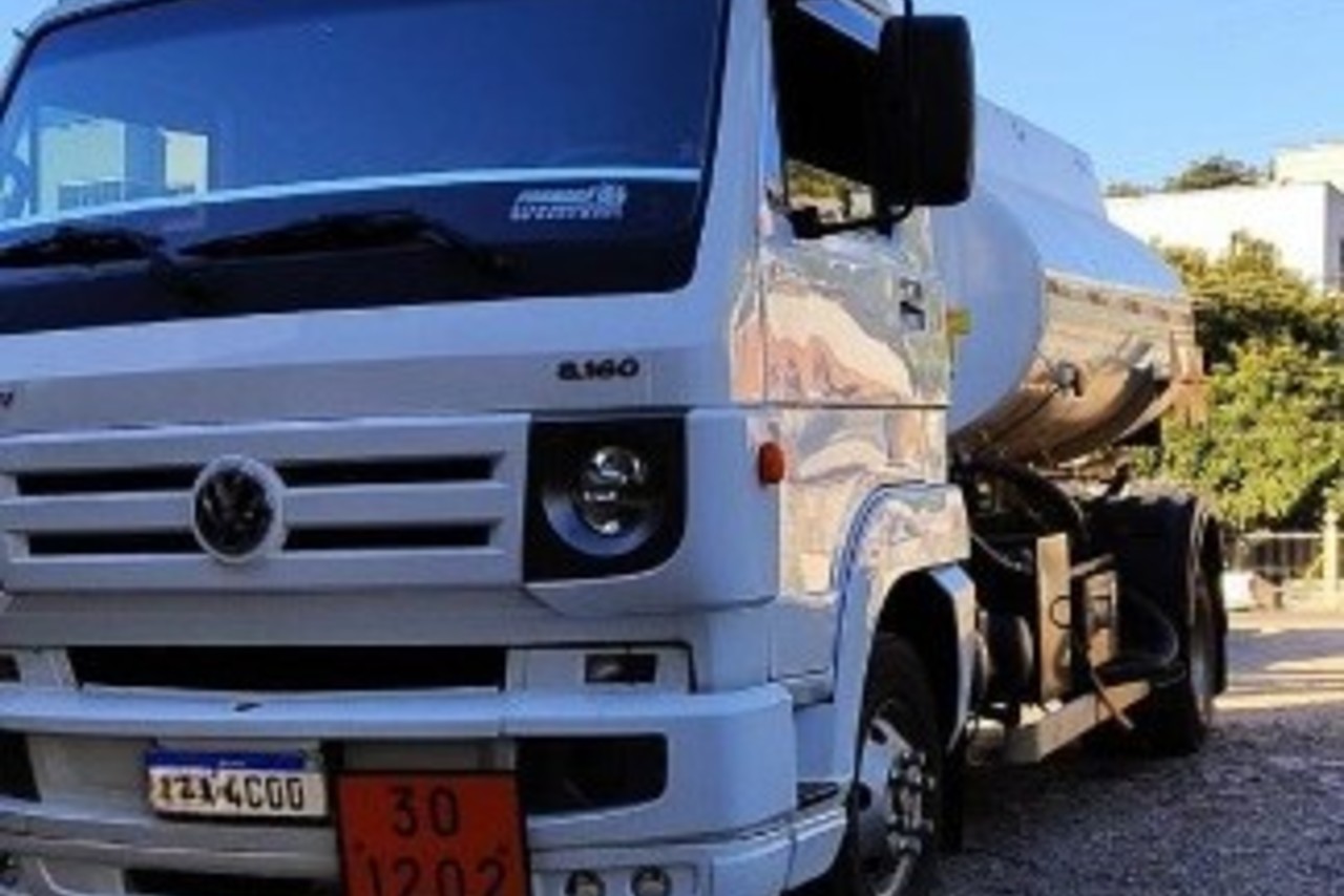 Volkswagen 8 160 - 13/13 4
