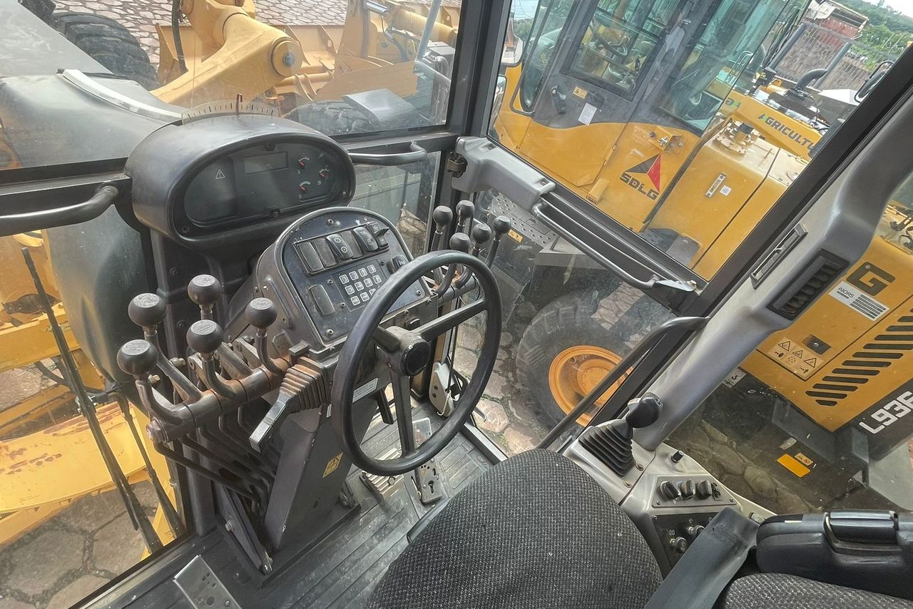 Volvo G930 - 11/11 5