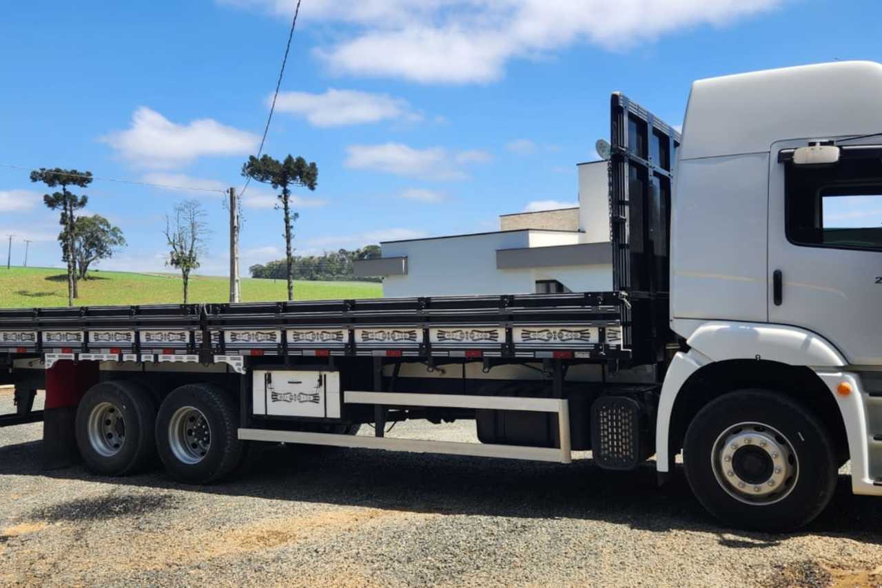 Volkswagen 24 330 - 15/15 12