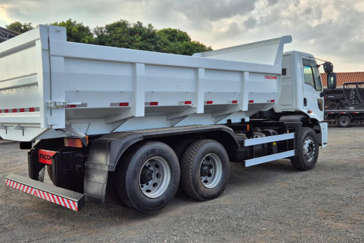 Ford Cargo 1731 - 18/19 3