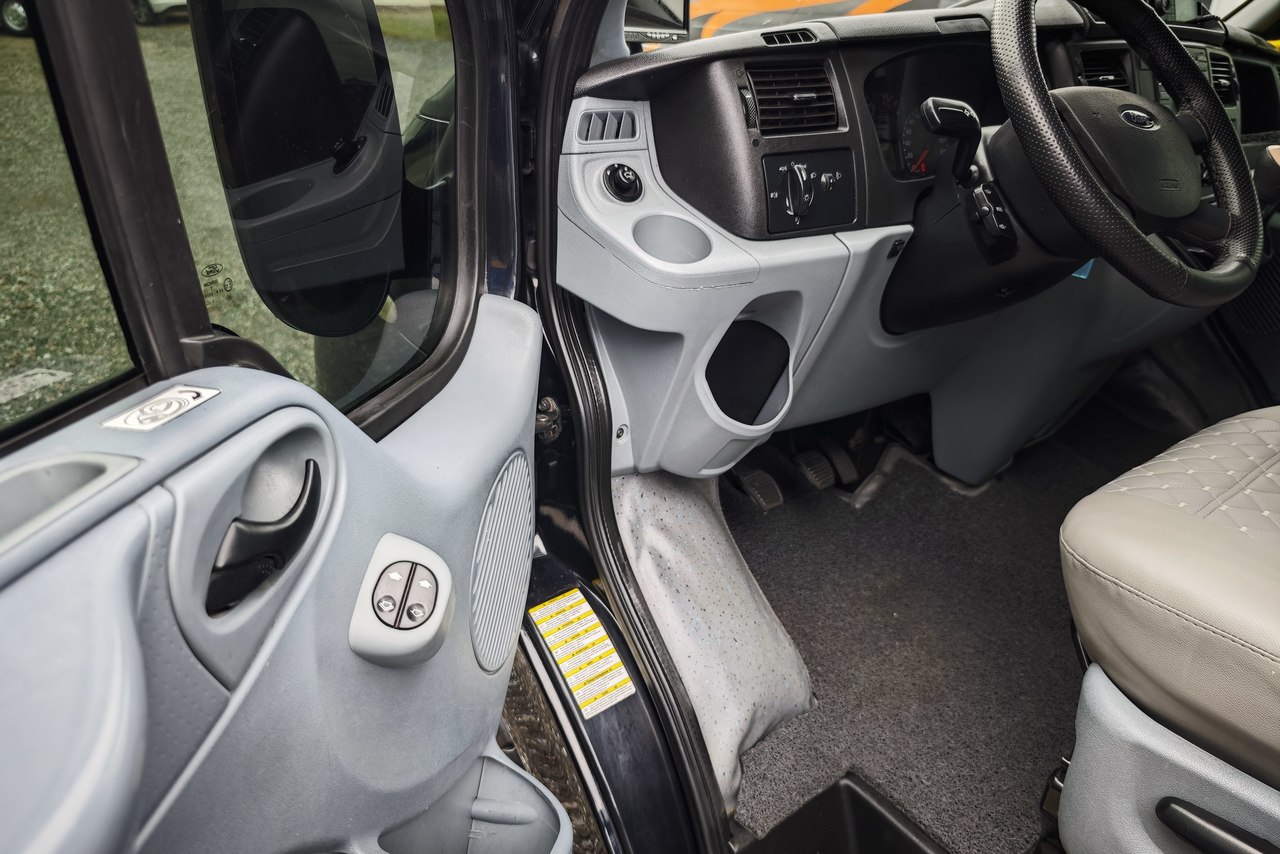 Ford Transit passageiros - 11/11 19