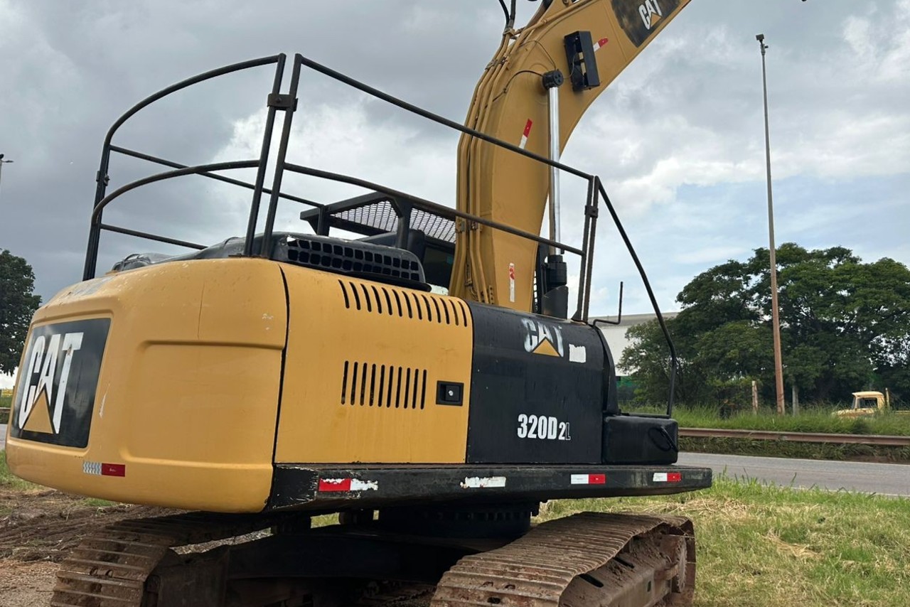 Caterpillar 320D2L - 14/14 6