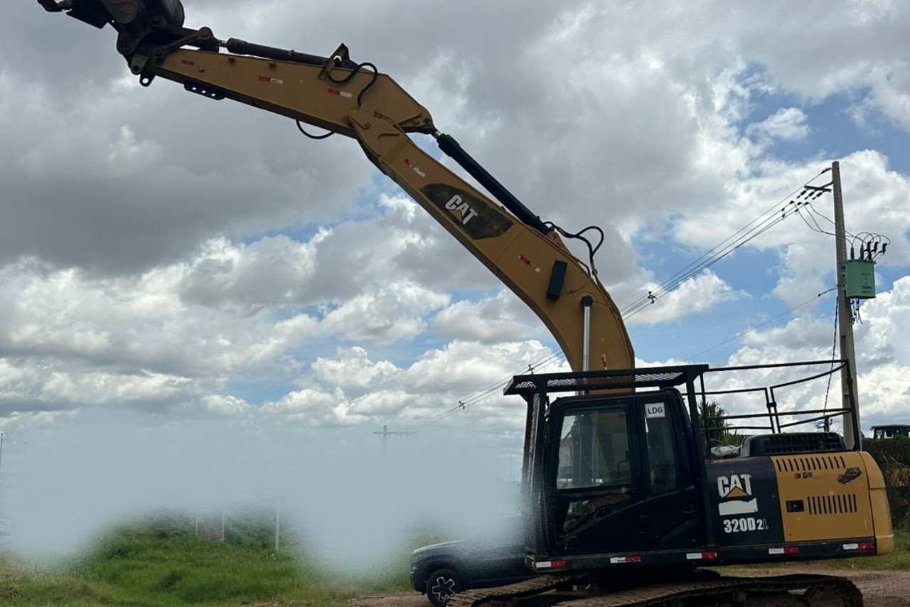 Caterpillar 320D2L - 14/14 8