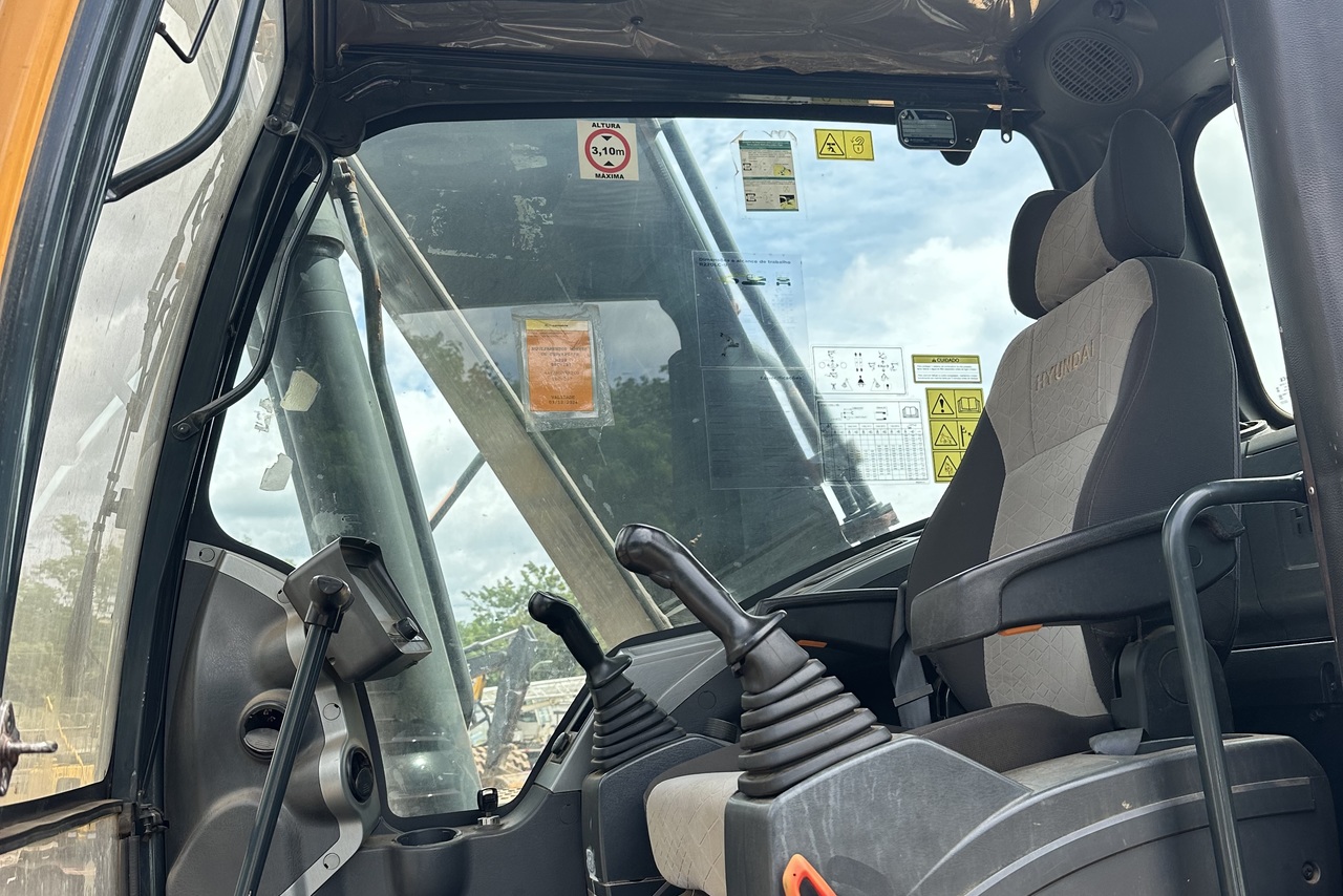 Hyundai R210LC-9 - 20/20 5