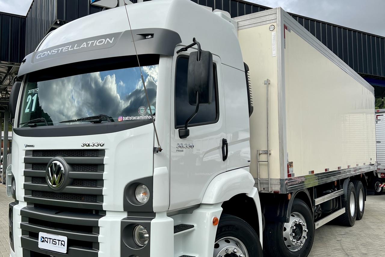 Volkswagen 30-330 Constellation 8x2 - 20/21 8
