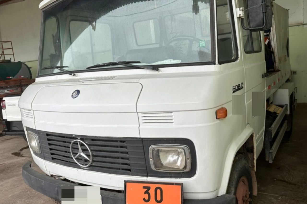 Mercedes Benz MB 608 - 84/84 4