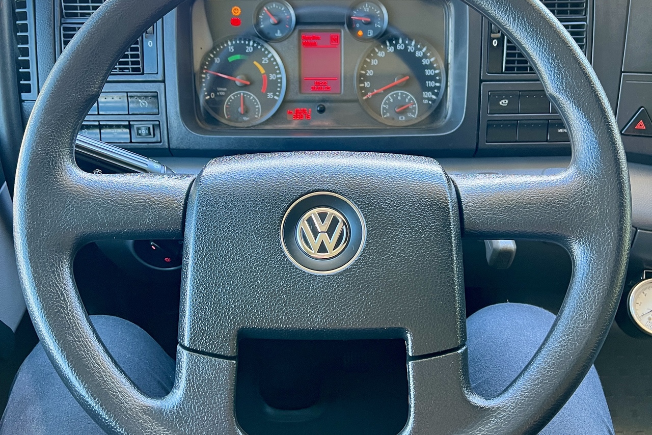Volkswagen 26-260 8x4 4-Eixos - 22/23 12