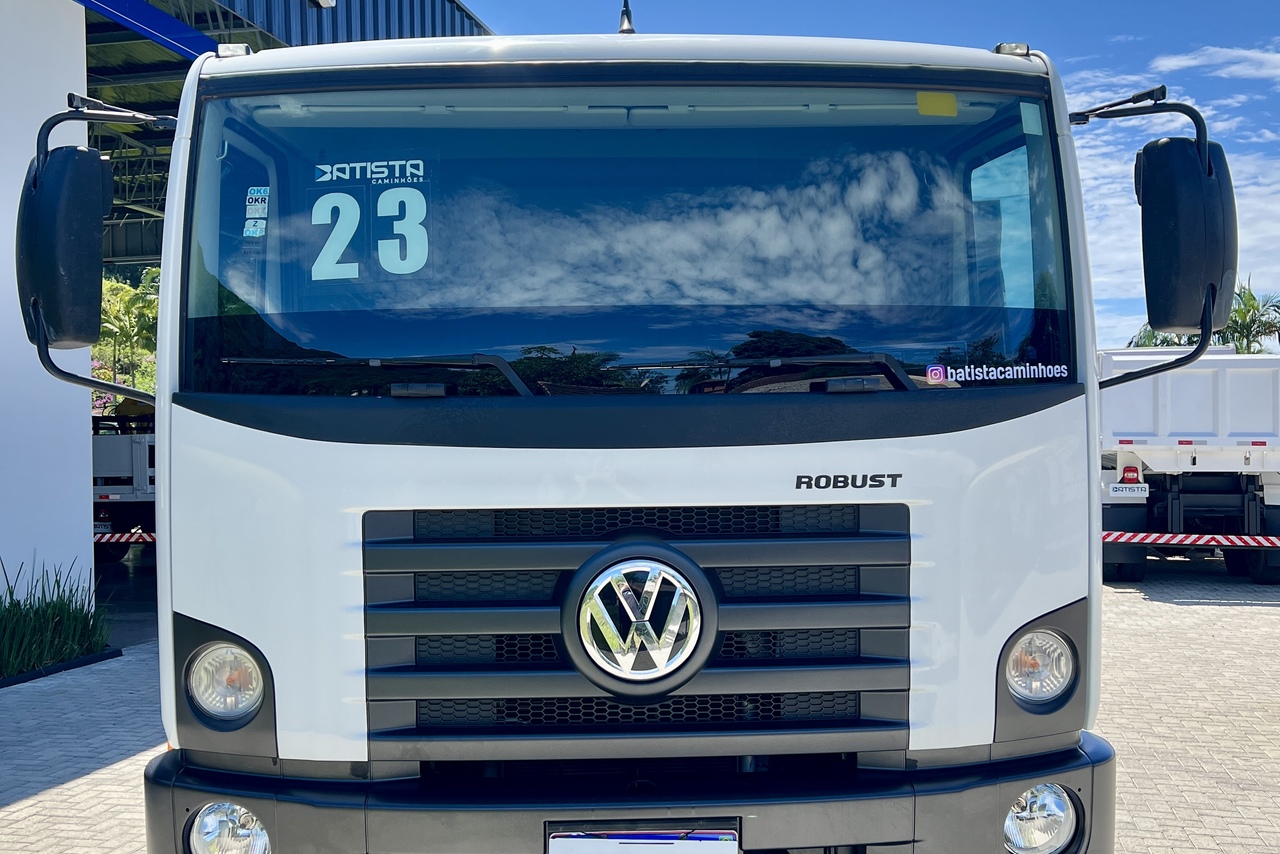 Volkswagen 26-260 8x4 4-Eixos - 22/23 14