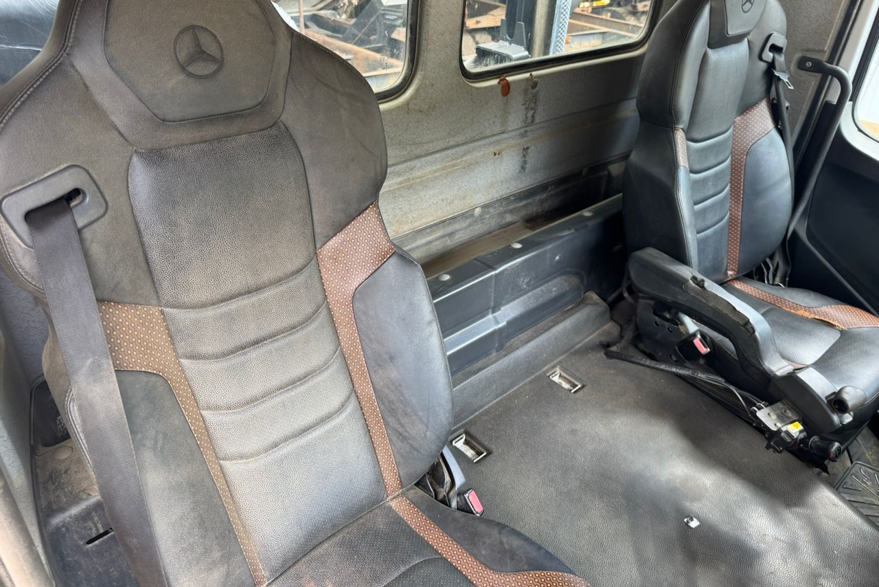 Mercedes Benz MB 4144 -  11