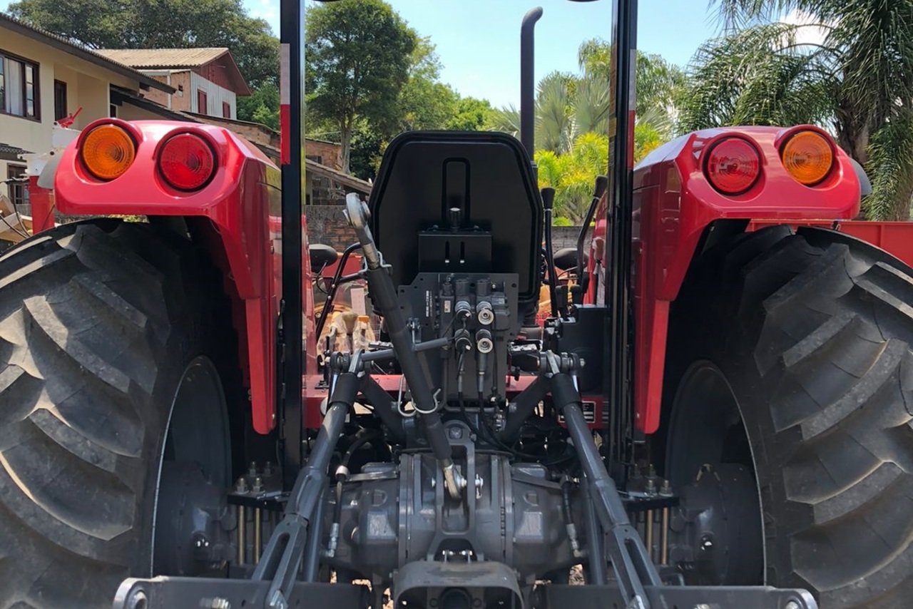 Massey Ferguson 4290 - 21 2