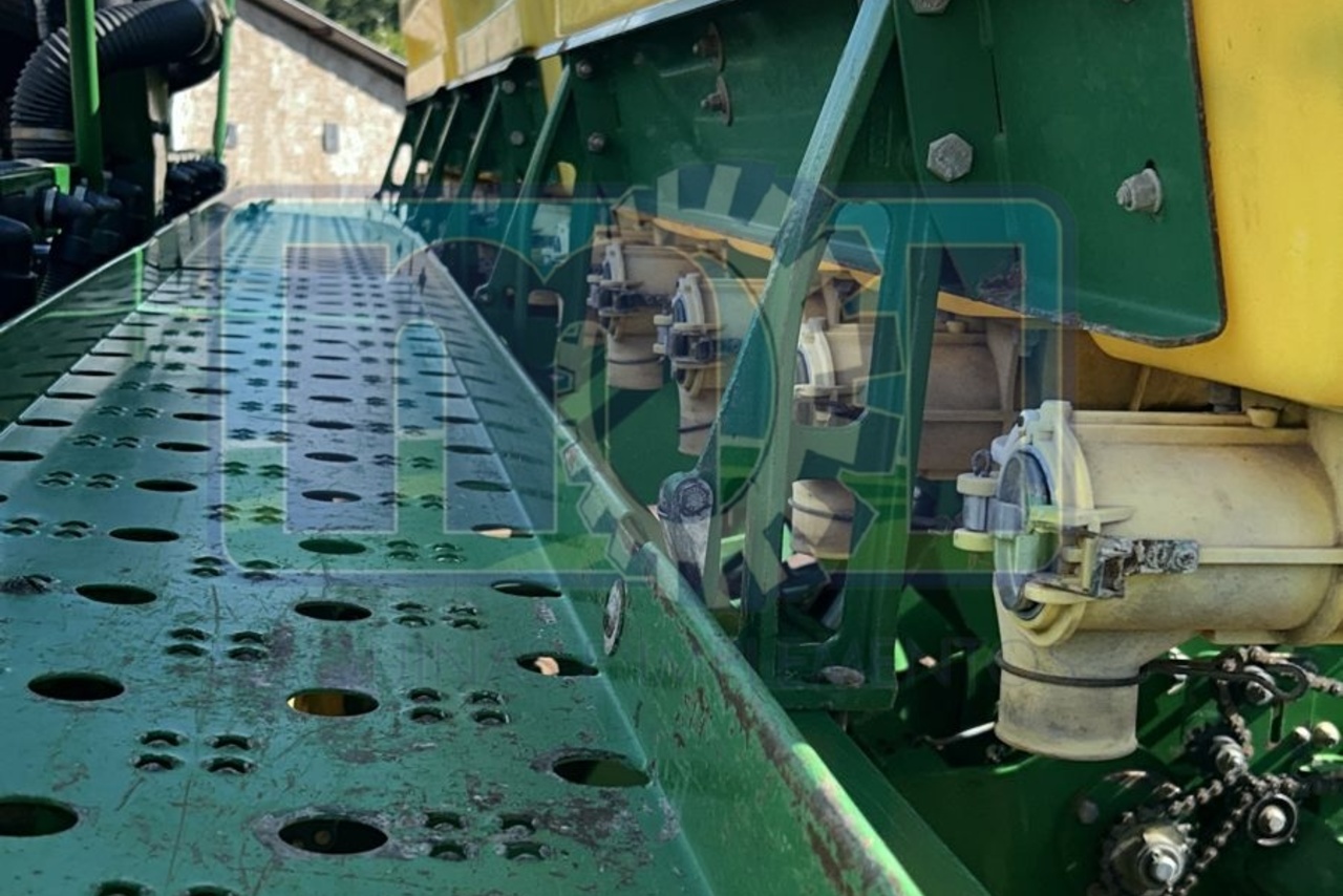 John Deere 1113 - 13/13 2