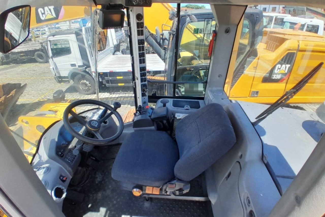 Volvo  L90 - 20/20 2