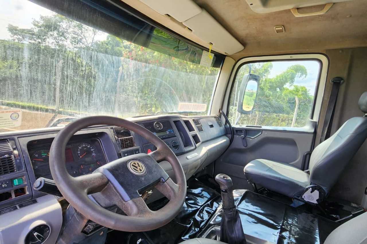 Volkswagen VW 31320 - 09/09 3