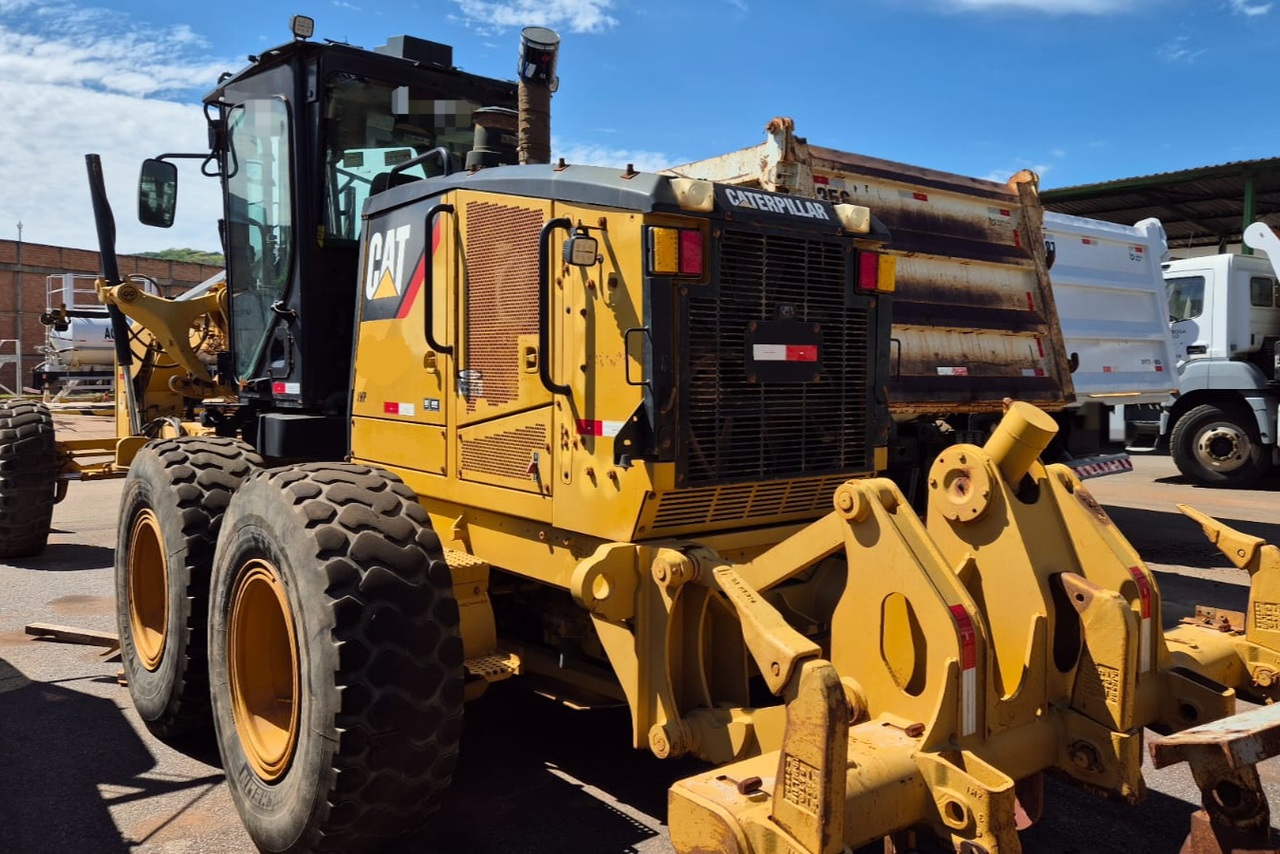 Caterpillar 140M - 12/12 4