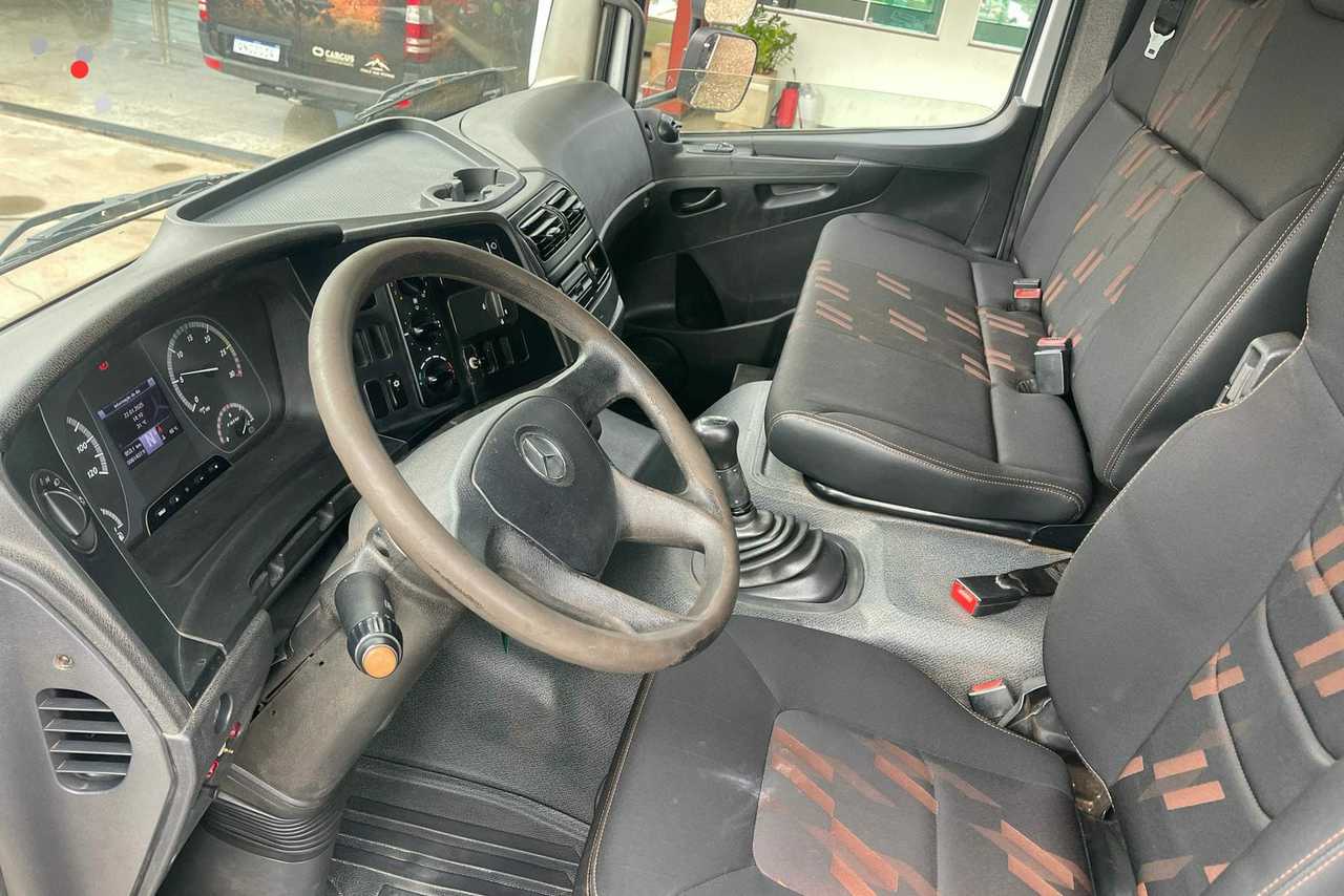 Mercedes Benz Atego 2426 - 20/20 4