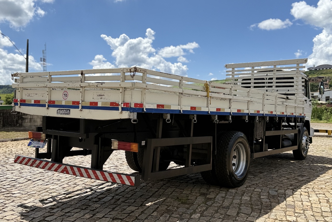 Mercedes Benz MB 1718 - 11/11 6