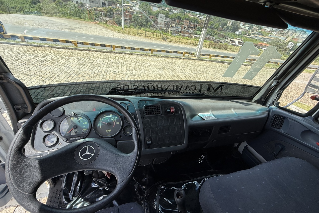 Mercedes Benz MB 1718 - 11/11 13