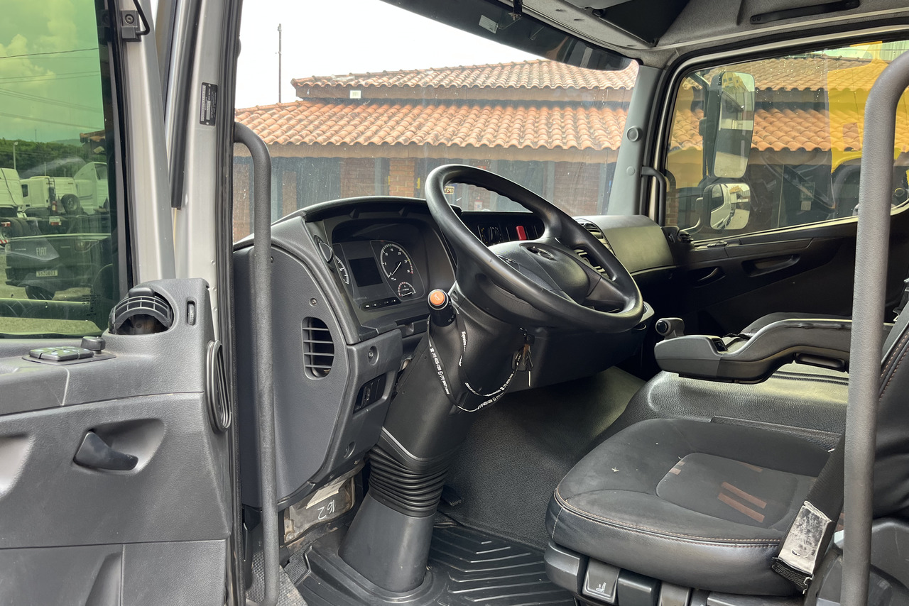 Mercedes Benz Atego 3030 - 20/20 8