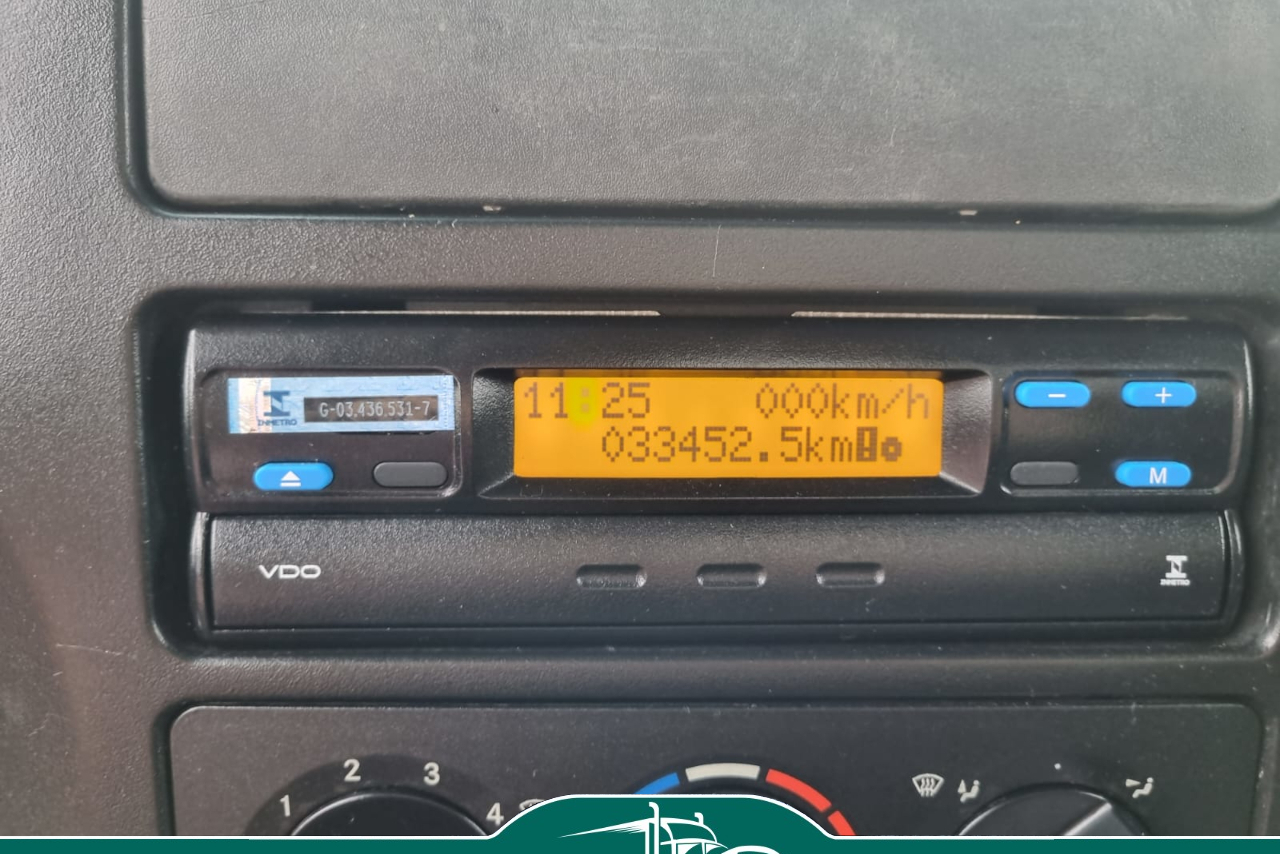 Mercedes Benz Accelo 915 - 10/11 11