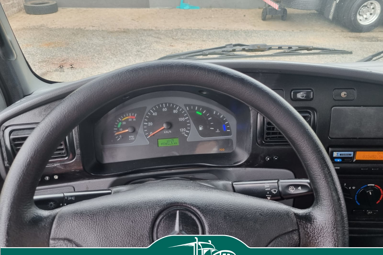 Mercedes Benz Accelo 915 - 10/11 12