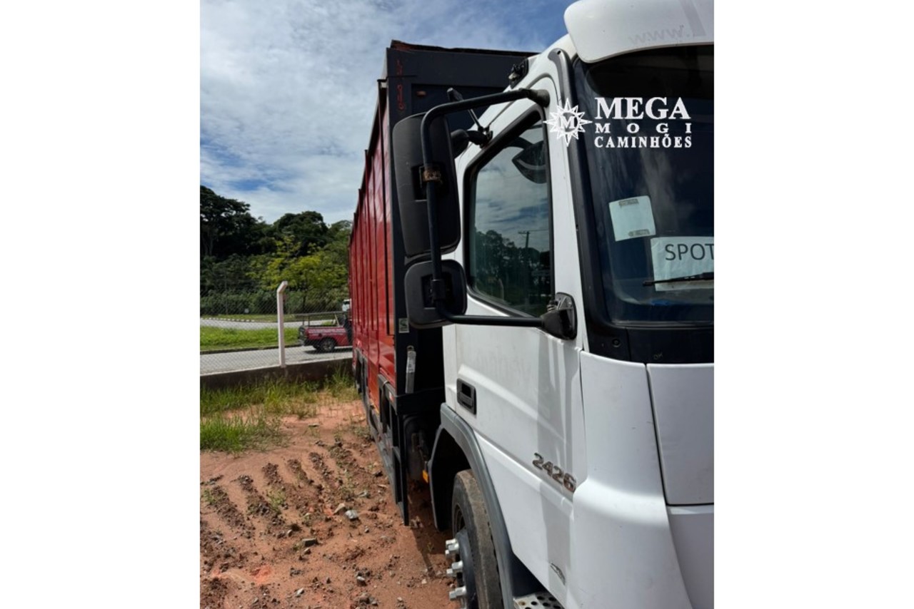 Mercedes Benz Atego 2426 - 14/14 14