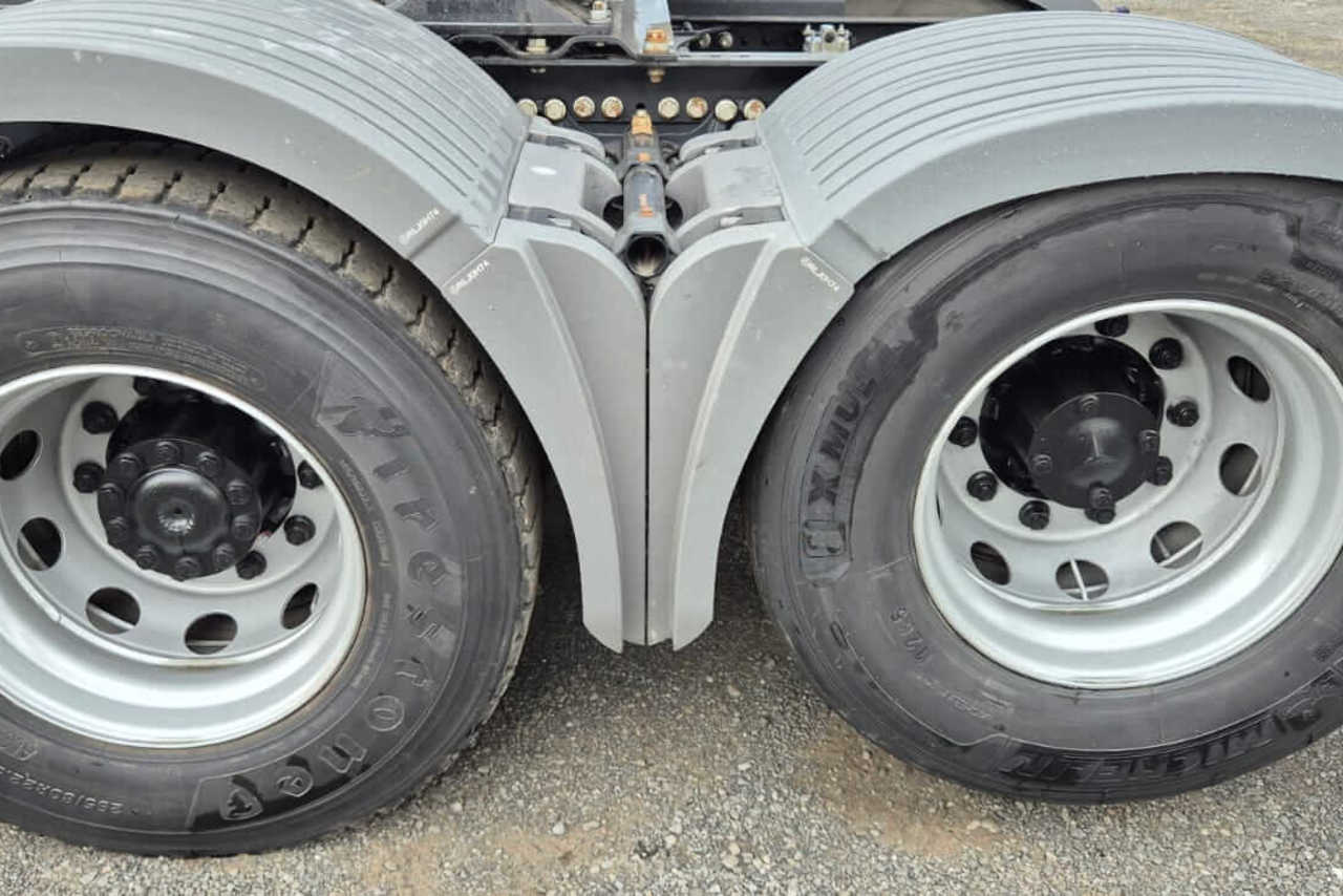 Mercedes Benz Axor 2536 - 21/21 17