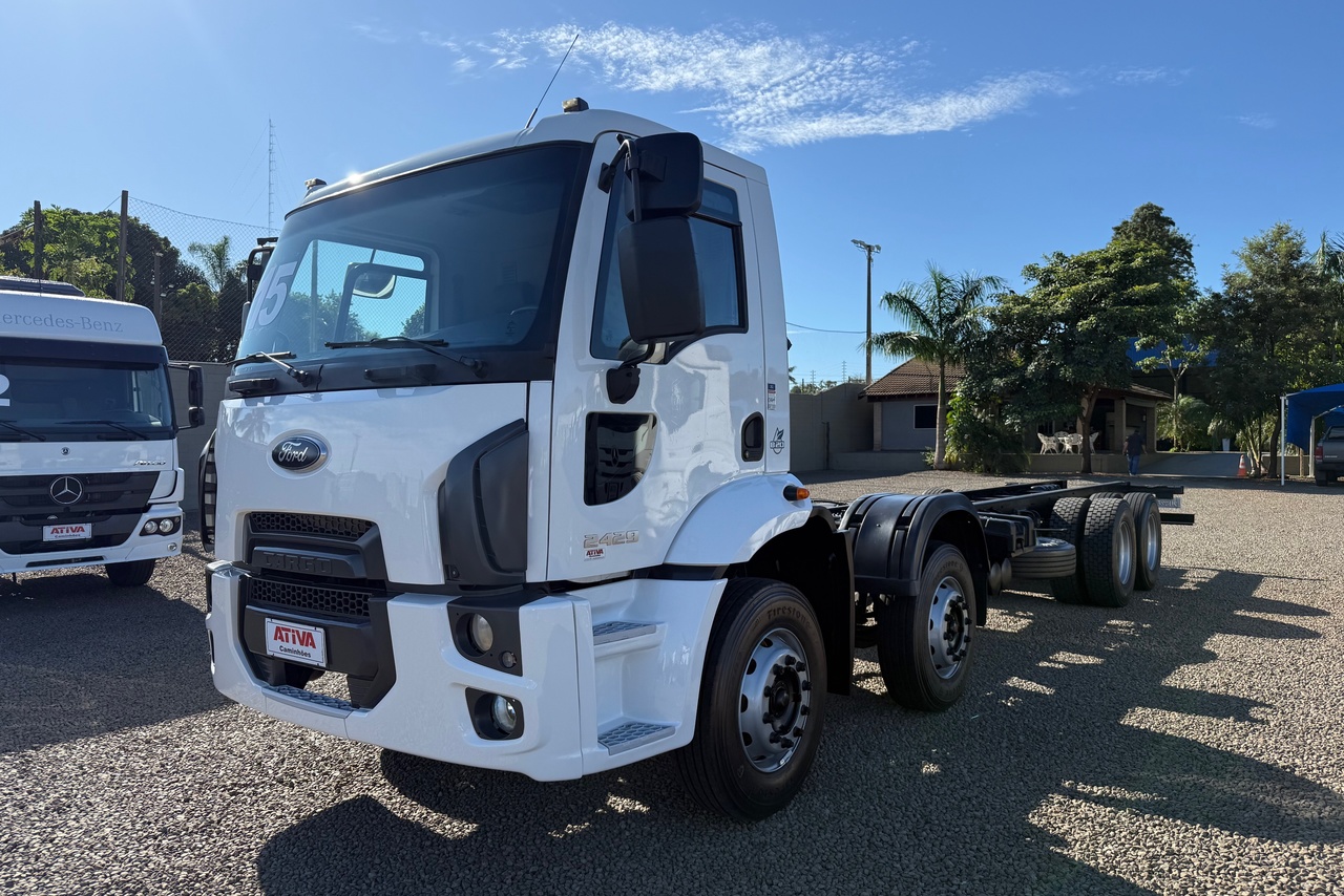 Ford Cargo2429 - 14/15 9