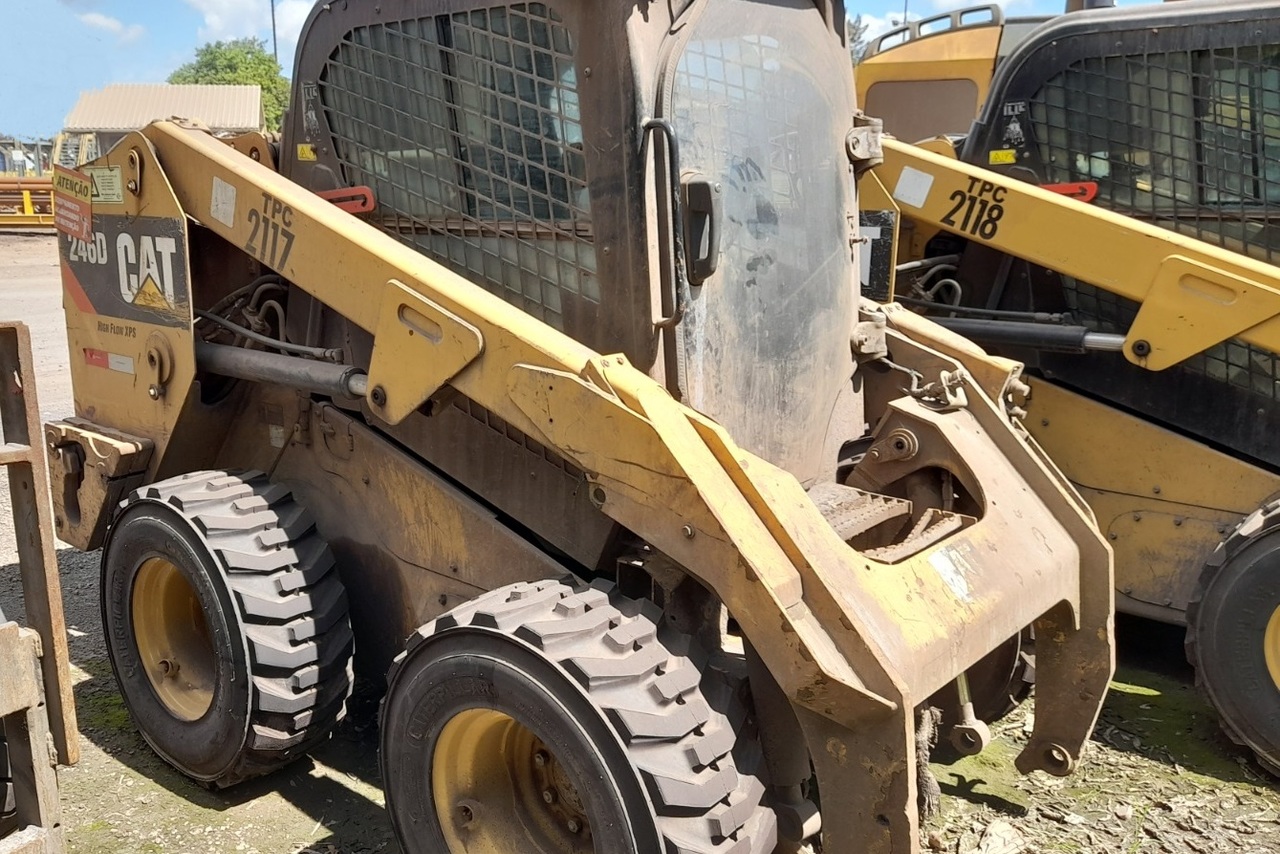 Caterpillar 246 - 15/16 2