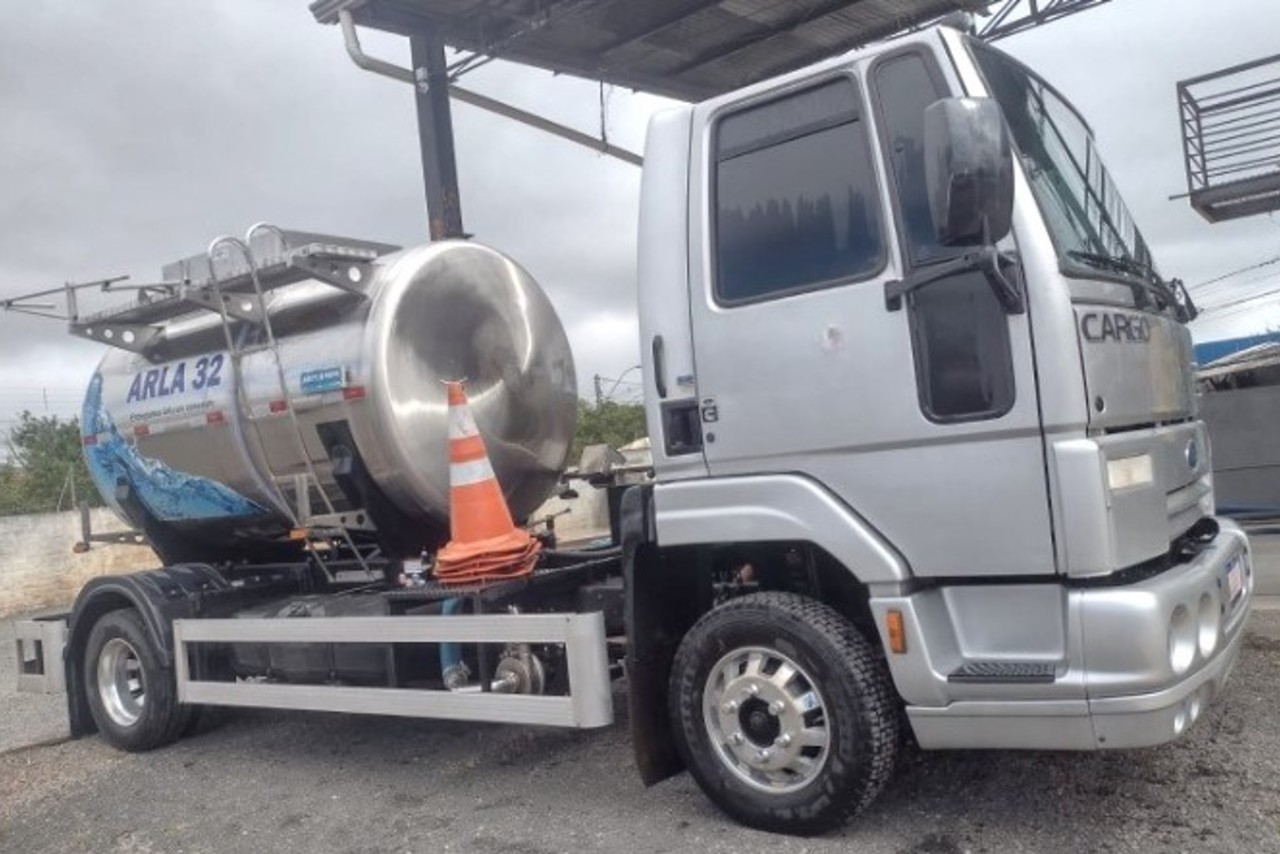 Ford Cargo712 - 09/10 2