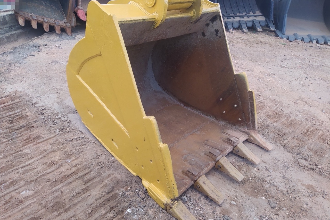 Komatsu PC200 - 18/18 9