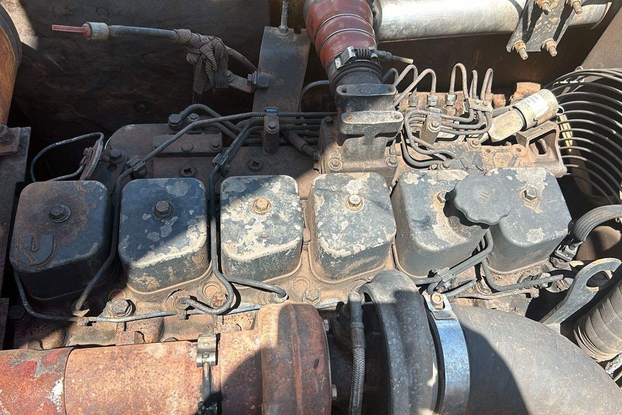 Hyundai R210 - 20/10 4