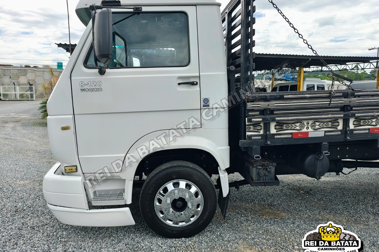 Volkswagen 8 120 - 02/02 11