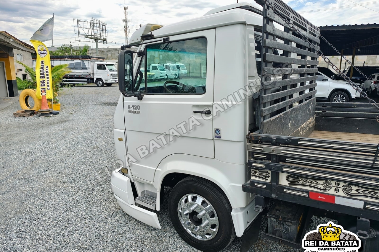 Volkswagen 8 120 - 02/02 13