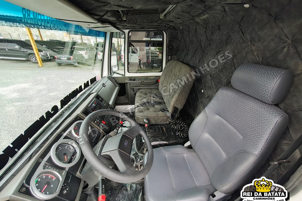 Ford Cargo2422 - 10/10 7