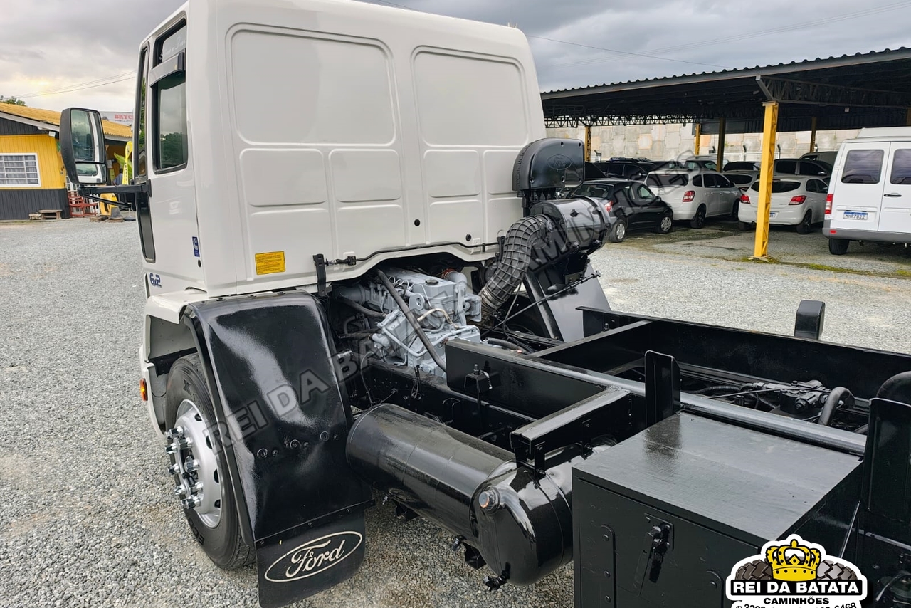 Ford Cargo2422 - 10/10 11