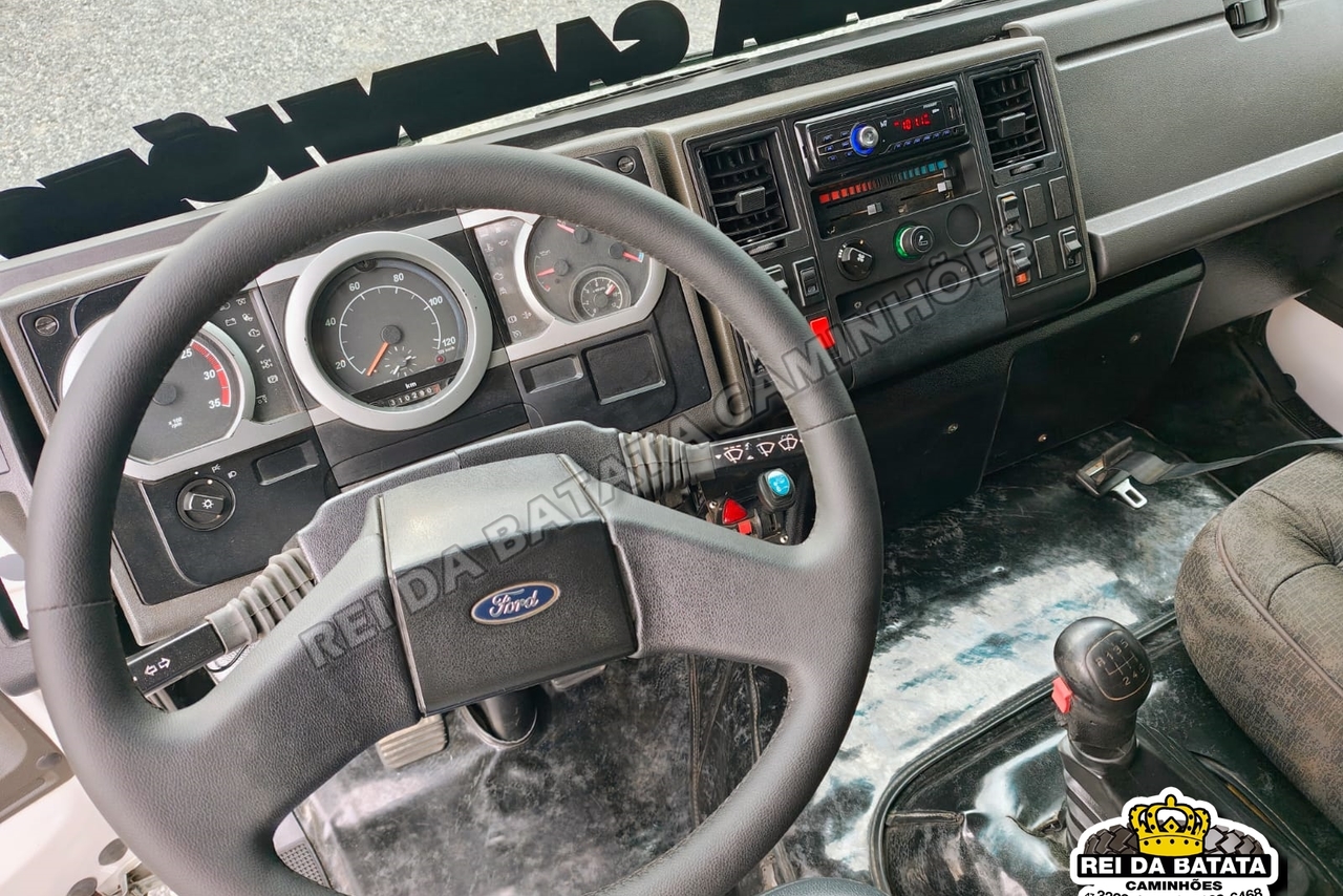 Ford Cargo2422 - 10/10 16