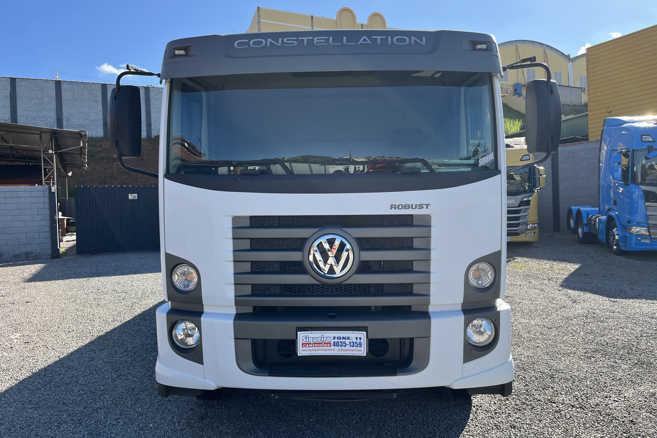 Volkswagen 24-260 Constellation 6x2 - 21/22 2
