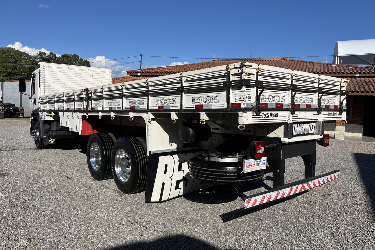 Volkswagen 24-260 Constellation 6x2 - 21/22 6