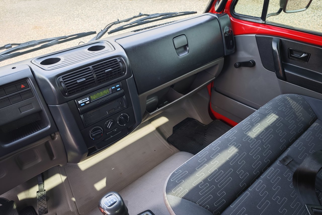 Volkswagen 5150 Delivery - 13/13 6