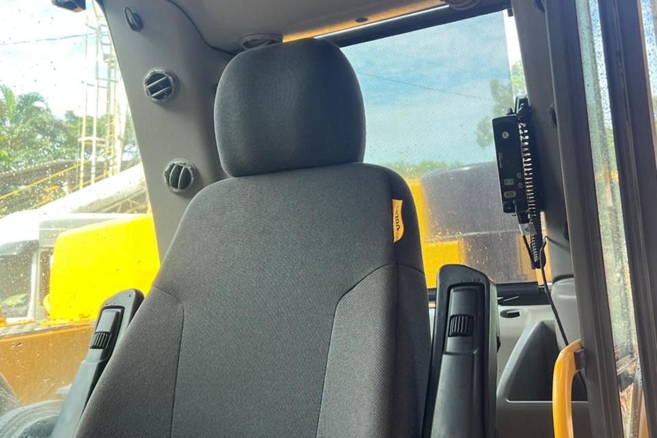 Volvo EC380DL - 20/20 3