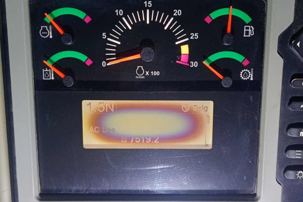 Caterpillar D6NXL - 20/12 6