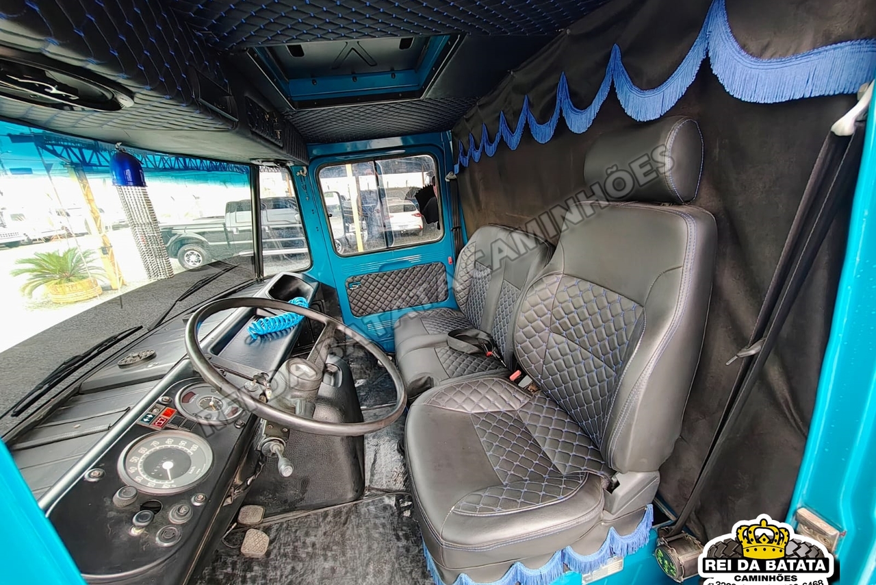 Mercedes Benz MB 608 - 84/84 8