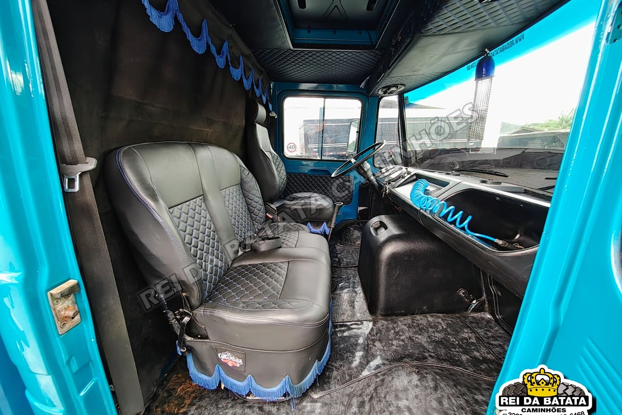 Mercedes Benz MB 608 - 84/84 14