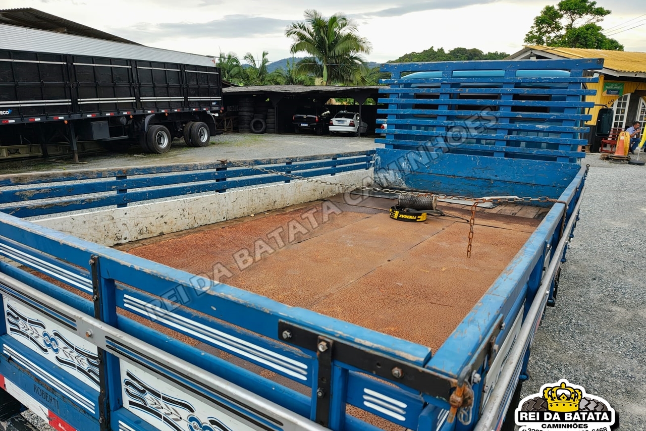 Mercedes Benz MB 608 - 84/84 16