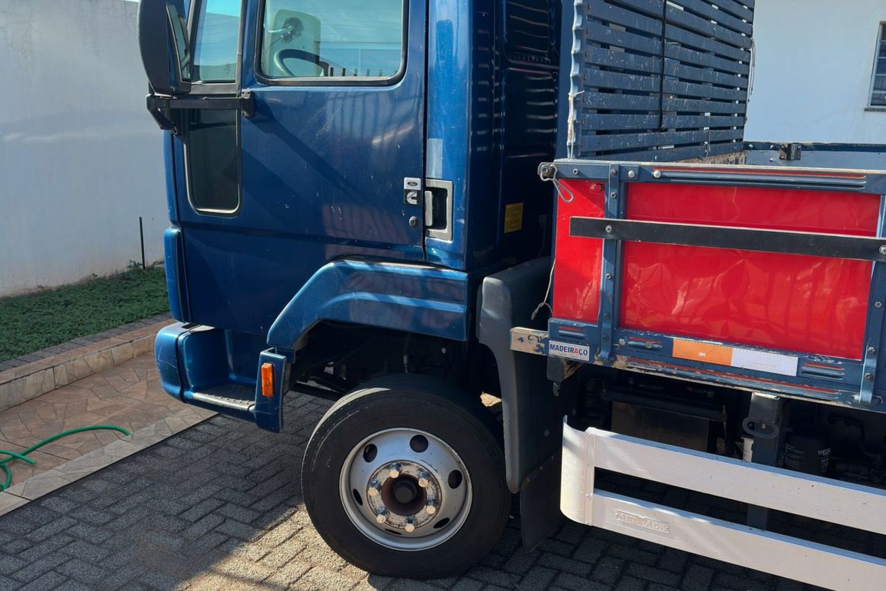 Ford Cargo816 - 13/13 4